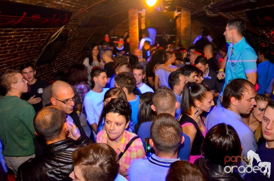 DJ Szatmári & Jucus în Club Escape,