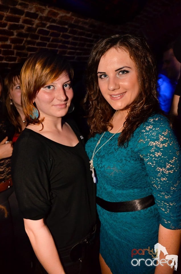 DJ Szatmári & Jucus în Club Escape,