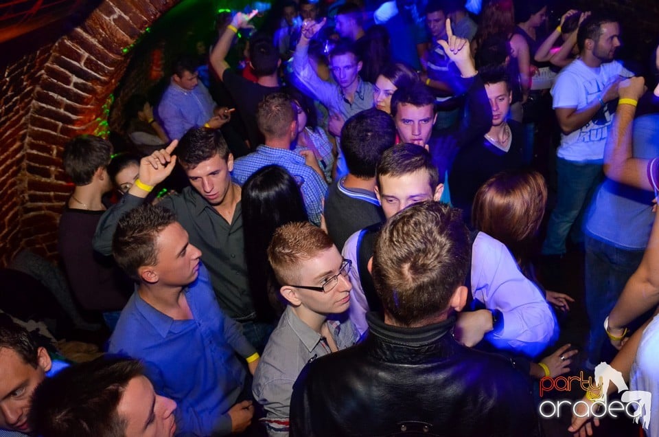DJ Szatmári & Jucus în Club Escape,