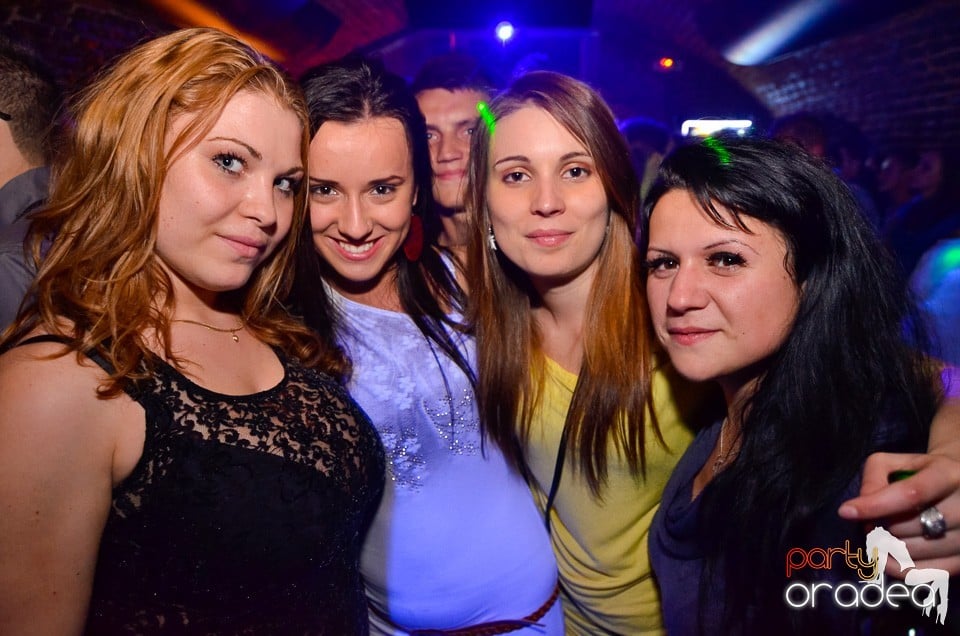 DJ Szatmári & Jucus în Club Escape,