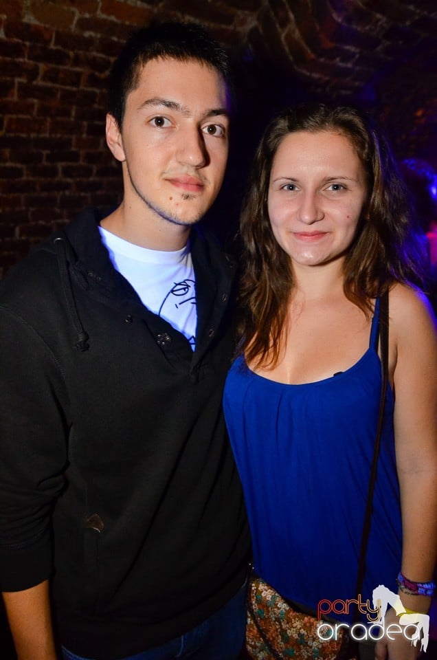 DJ Szatmári & Jucus în Club Escape,