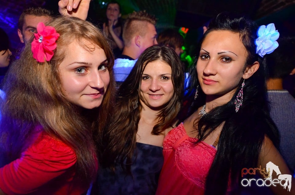 DJ Szatmári & Jucus în Club Escape,