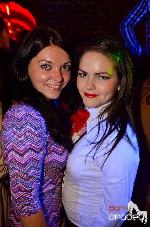 DJ Szatmári & Jucus în Club Escape,