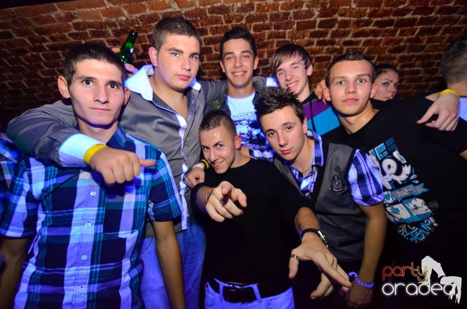 DJ Szatmári & Jucus în Club Escape,