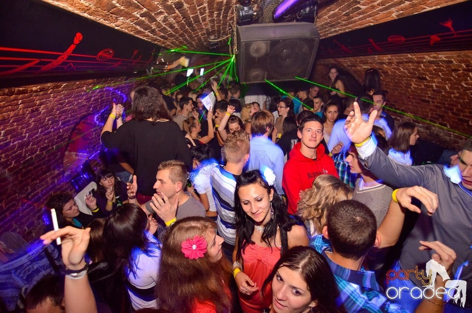 DJ Szatmári & Jucus în Club Escape,