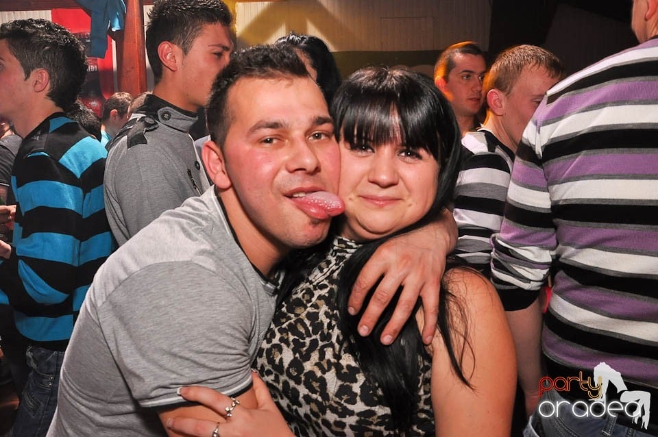 DJ Szatmári & Jucus în Disco Faház,