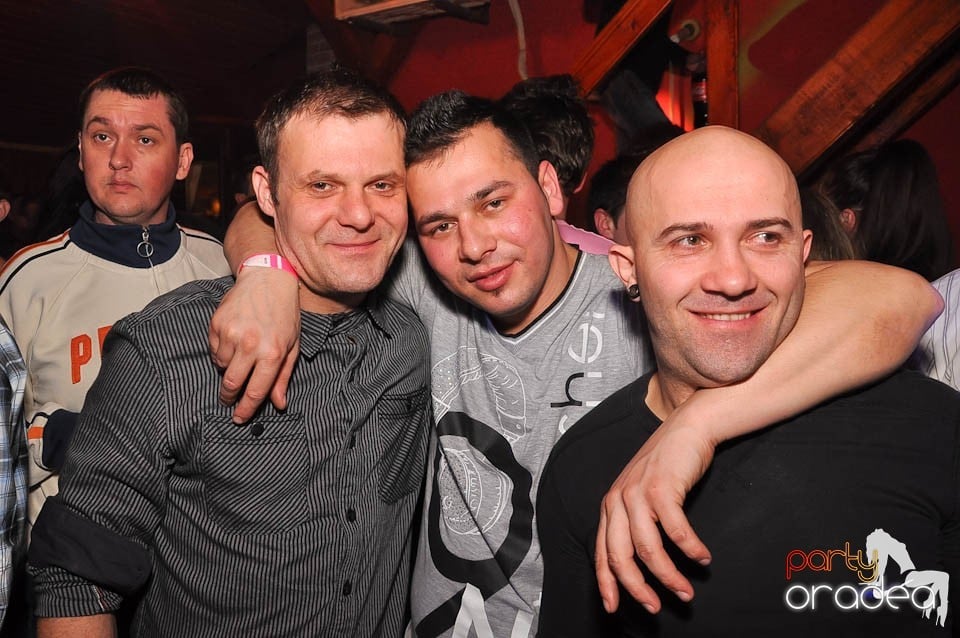 DJ Szatmári & Jucus în Disco Faház,