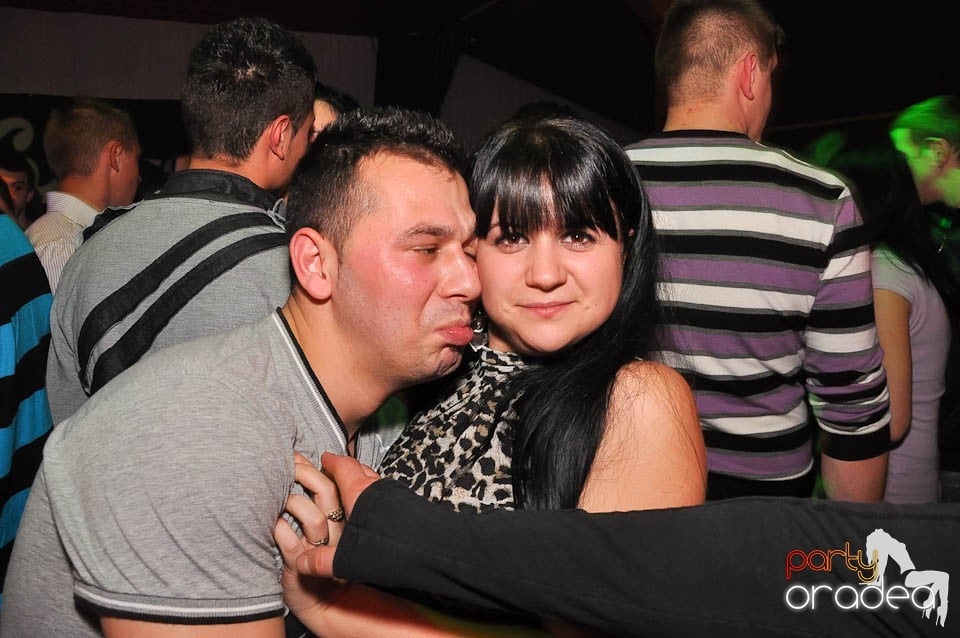 DJ Szatmári & Jucus în Disco Faház,