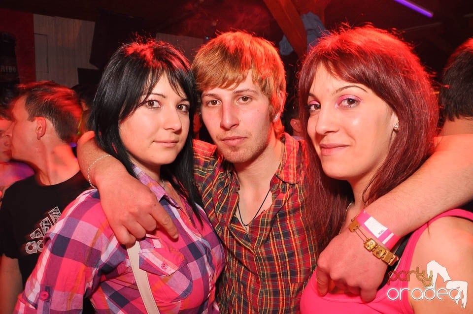 DJ Szatmári & Jucus în Disco Faház,