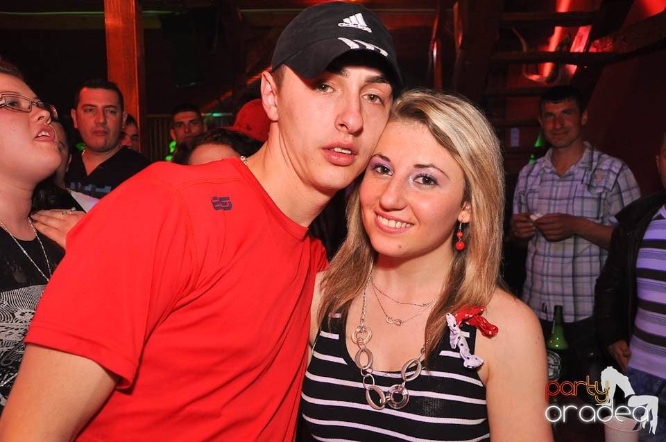 DJ Szatmári & Jucus în Disco Faház,