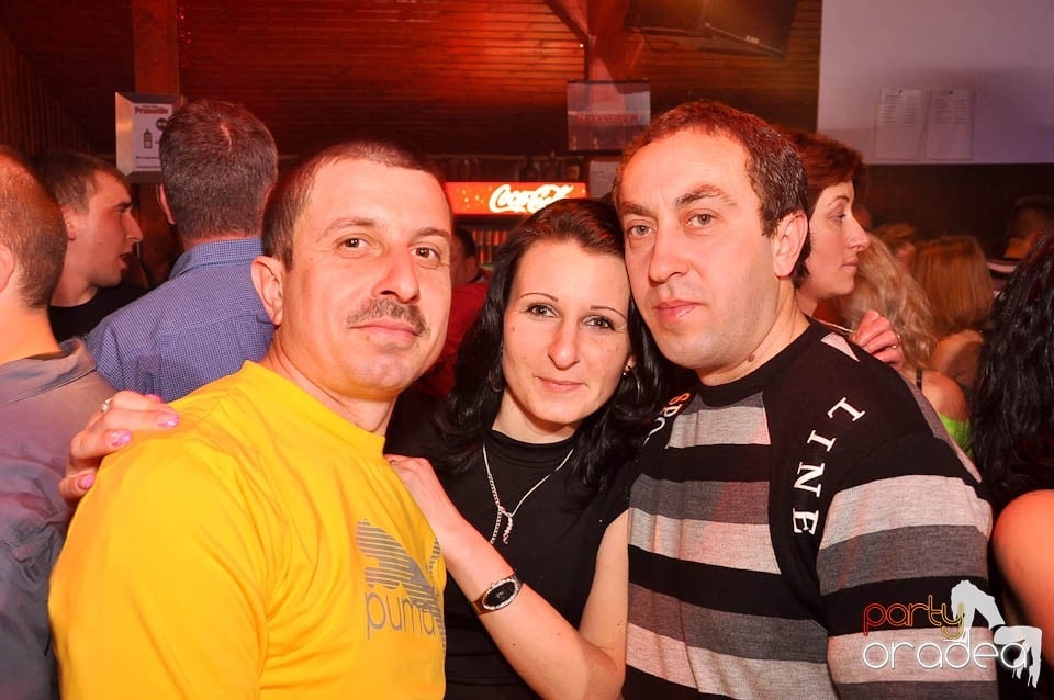 DJ Szatmári & Jucus în Disco Faház,