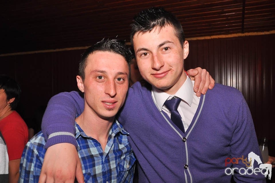 DJ Szatmári & Jucus în Disco Faház,