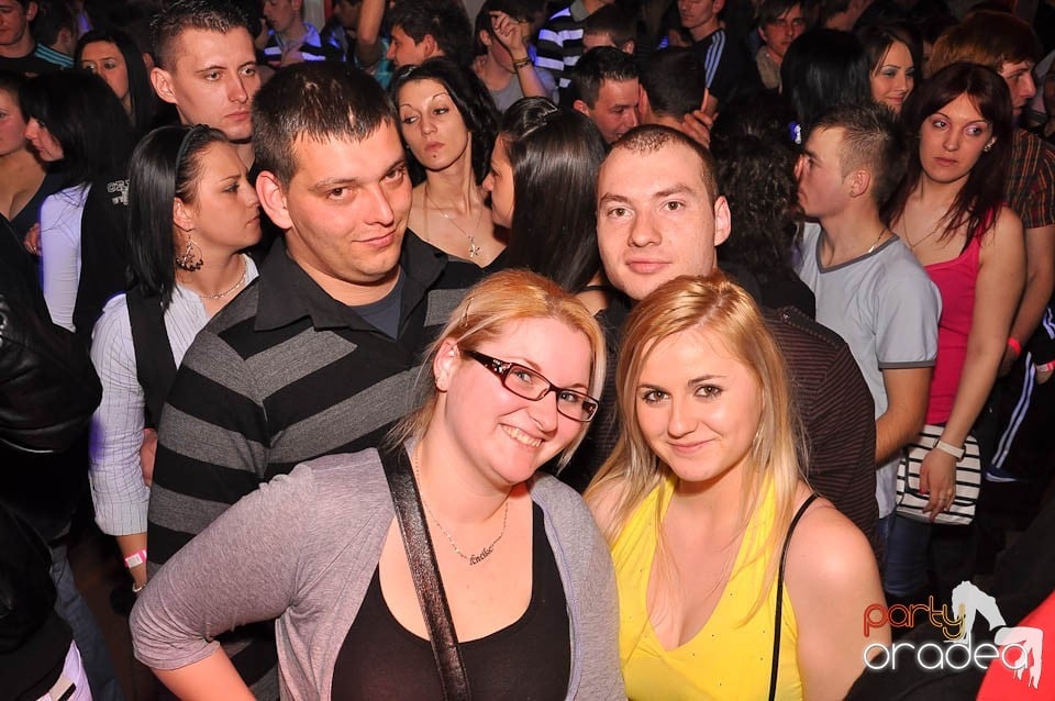 DJ Szatmári & Jucus în Disco Faház,