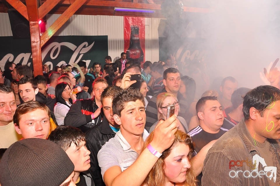 DJ Szatmári & Jucus în Disco Faház,