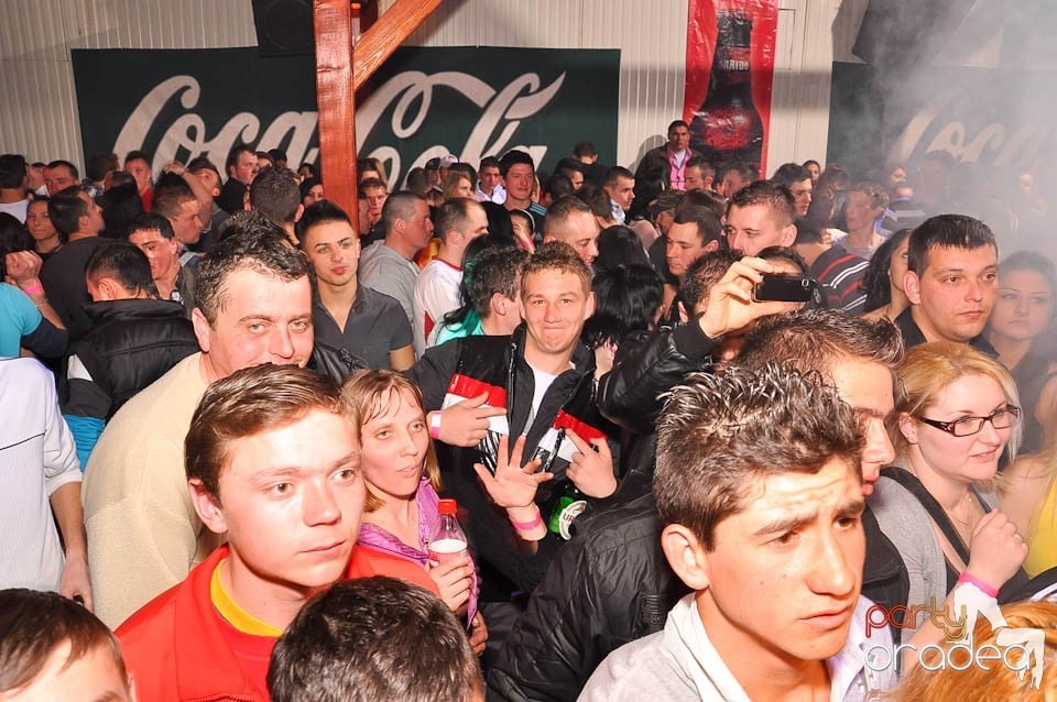 DJ Szatmári & Jucus în Disco Faház,