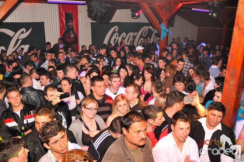 DJ Szatmári & Jucus în Disco Faház,