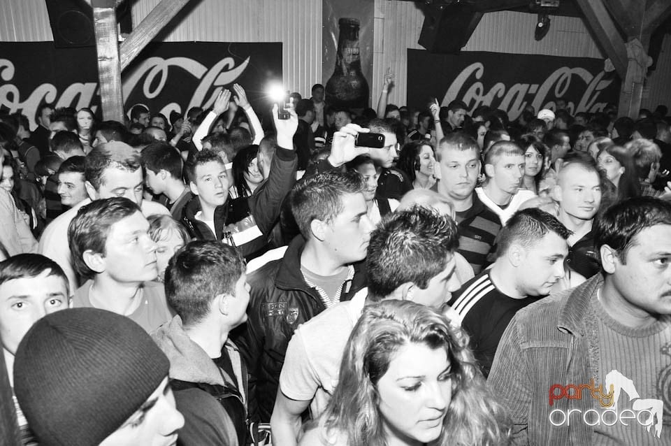 DJ Szatmári & Jucus în Disco Faház,