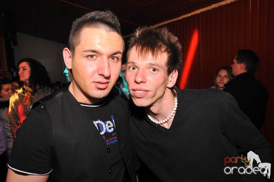 DJ Szatmári & Jucus în Disco Faház,