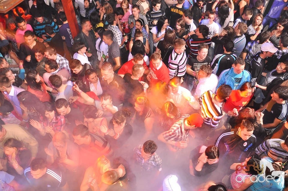 DJ Szatmári & Jucus în Disco Faház,