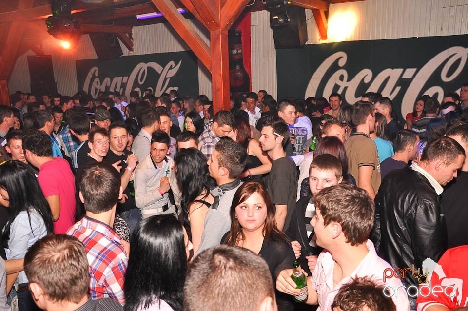 DJ Szatmári & Jucus în Disco Faház,