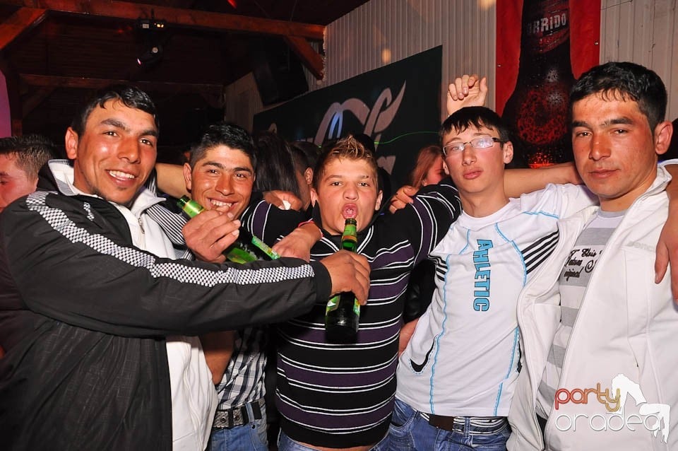 DJ Szatmári & Jucus în Disco Faház,