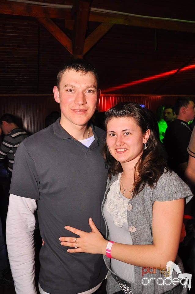DJ Szatmári & Jucus în Disco Faház,