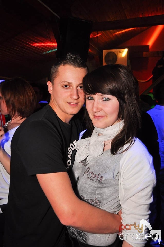 DJ Szatmári & Jucus în Disco Faház,