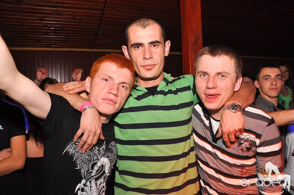 DJ Szatmári & Jucus în Disco Faház,