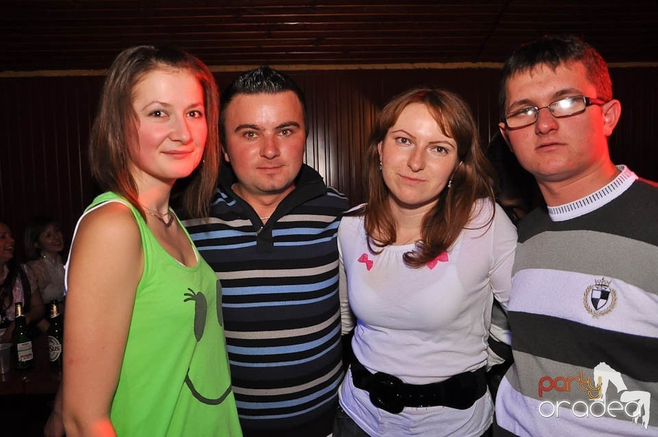DJ Szatmári & Jucus în Disco Faház,