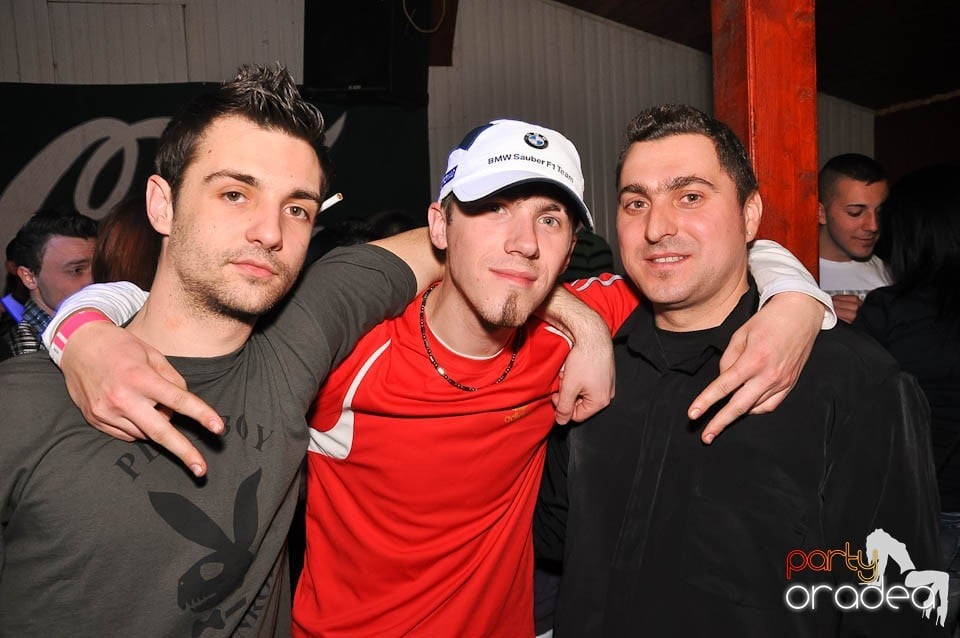 DJ Szatmári & Jucus în Disco Faház,