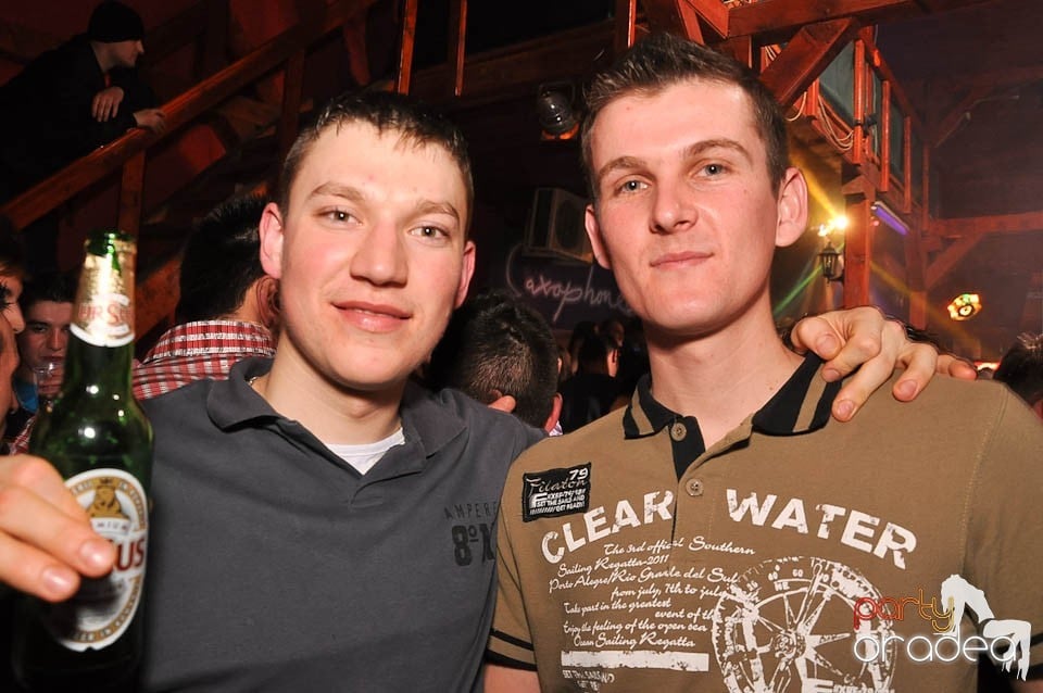 DJ Szatmári & Jucus în Disco Faház,