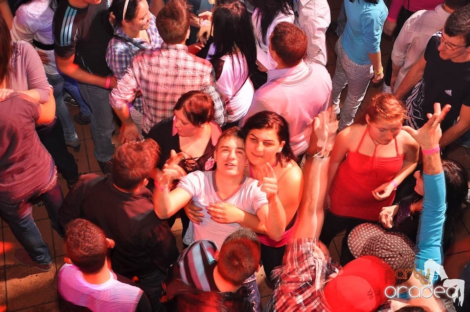 DJ Szatmári & Jucus în Disco Faház,
