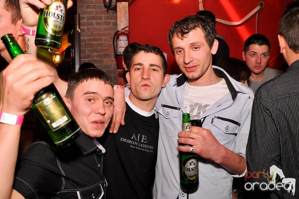DJ Szatmári & Jucus în Disco Faház,