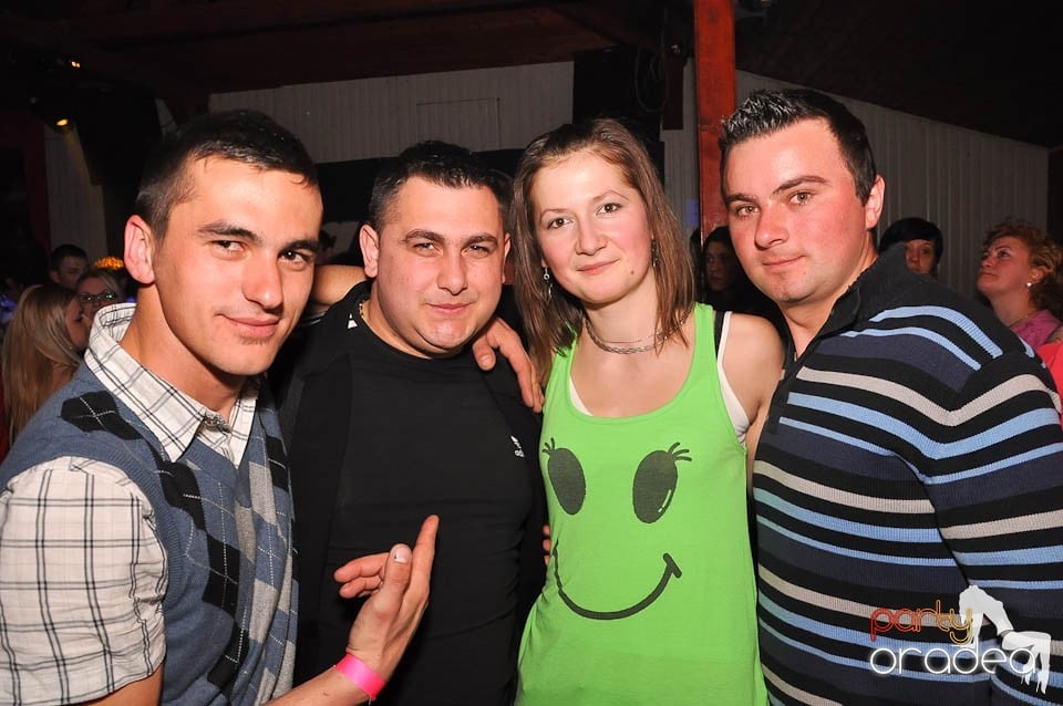 DJ Szatmári & Jucus în Disco Faház,
