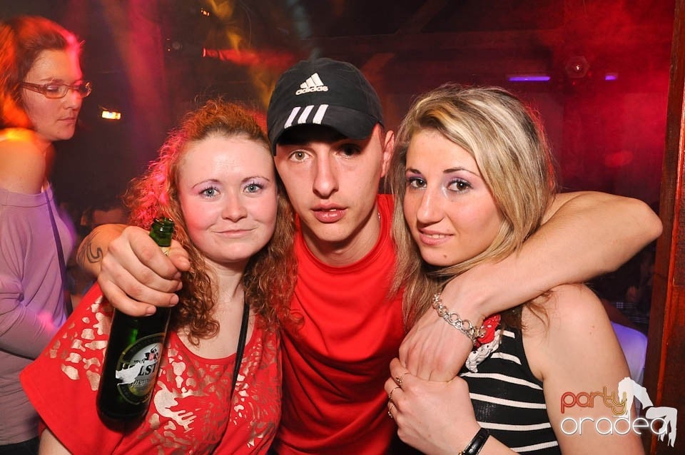 DJ Szatmári & Jucus în Disco Faház,