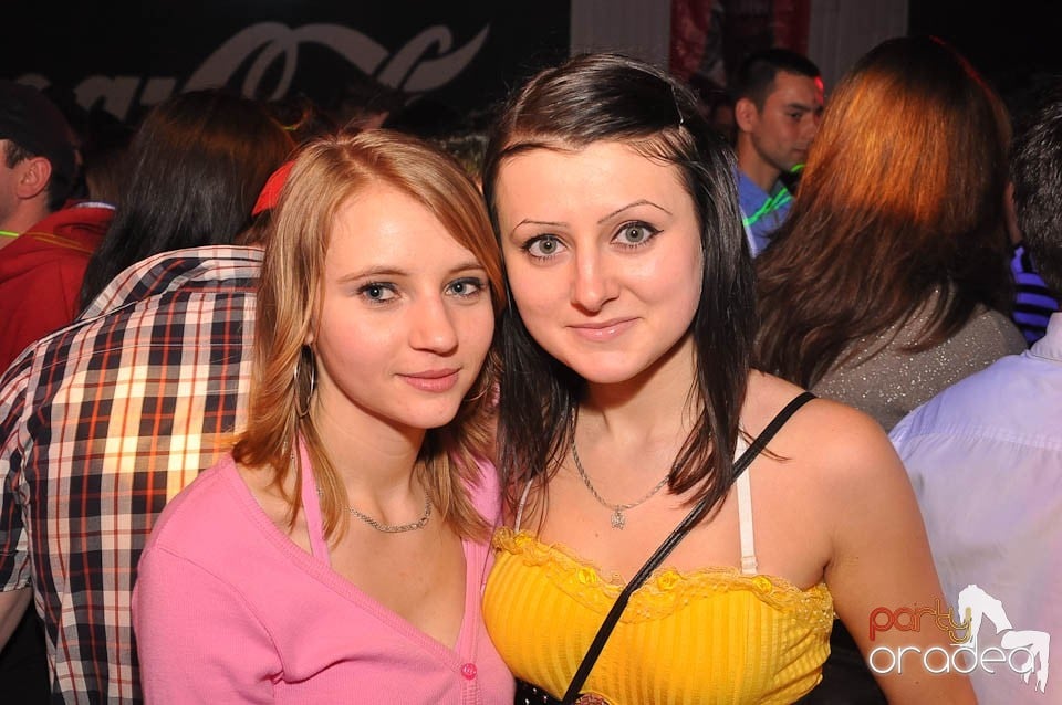 DJ Szatmári & Jucus în Disco Faház,