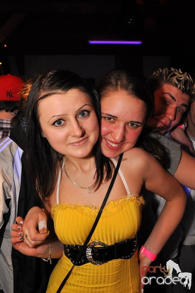 DJ Szatmári & Jucus în Disco Faház,