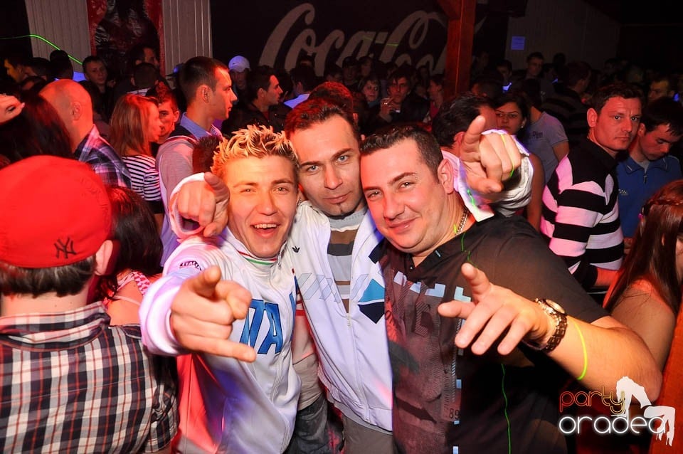 DJ Szatmári & Jucus în Disco Faház,