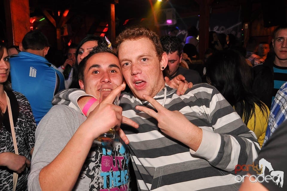 DJ Szatmári & Jucus în Disco Faház,