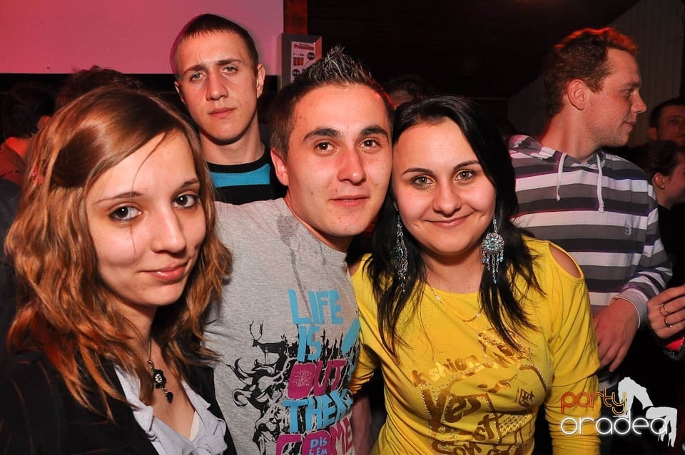 DJ Szatmári & Jucus în Disco Faház,