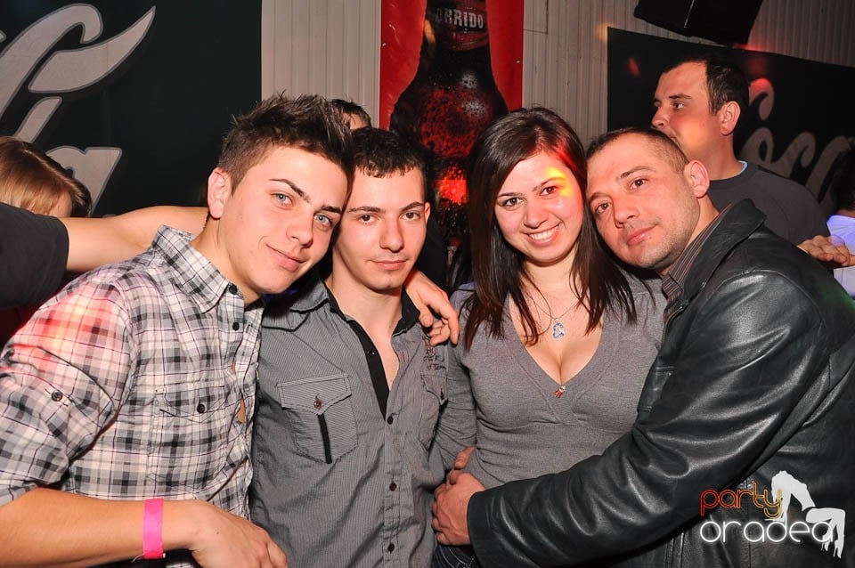 DJ Szatmári & Jucus în Disco Faház,