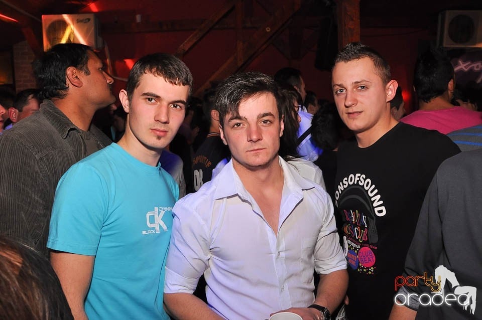 DJ Szatmári & Jucus în Disco Faház,