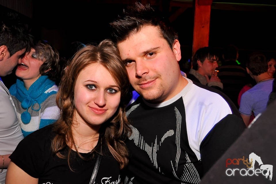 DJ Szatmári & Jucus în Disco Faház,