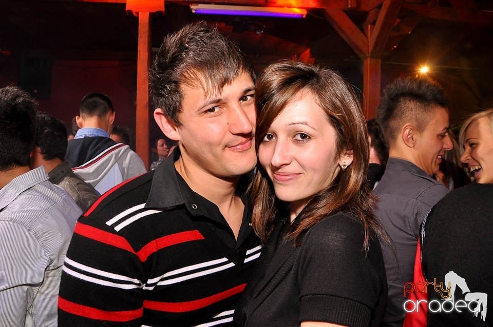 DJ Szatmári & Jucus în Disco Faház,