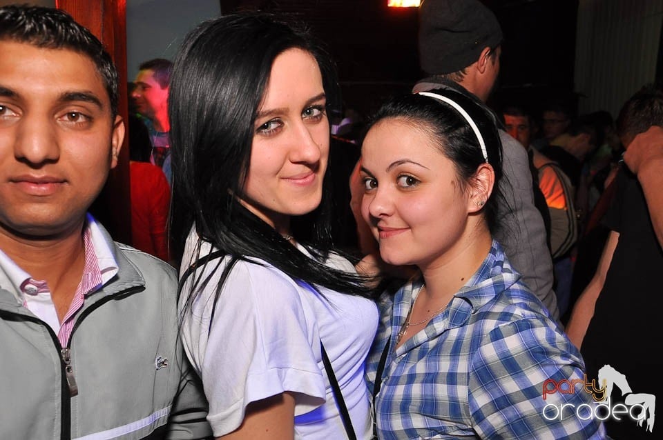 DJ Szatmári & Jucus în Disco Faház,