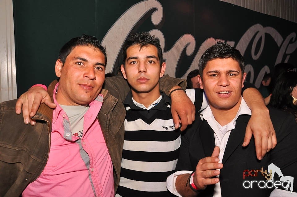 DJ Szatmári & Jucus în Disco Faház,