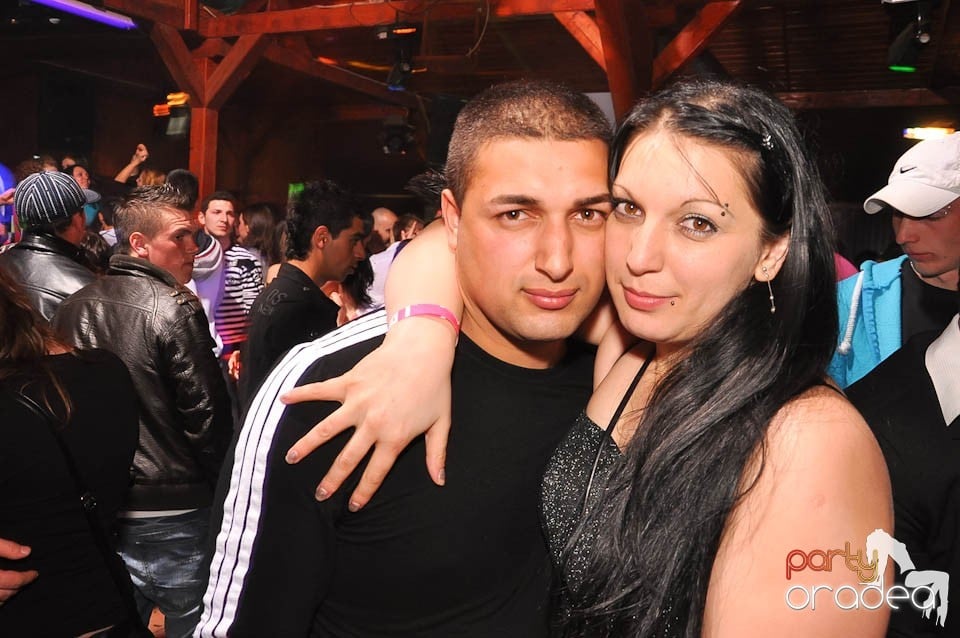 DJ Szatmári & Jucus în Disco Faház,