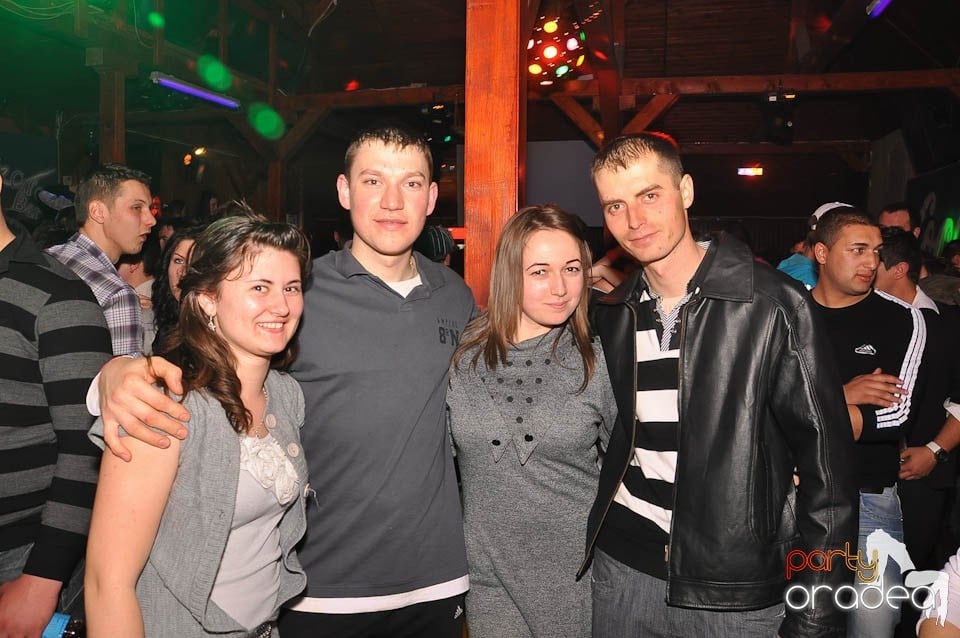 DJ Szatmári & Jucus în Disco Faház,