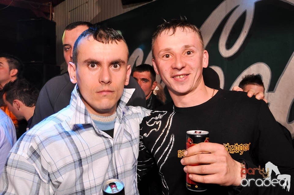 DJ Szatmári & Jucus în Disco Faház,