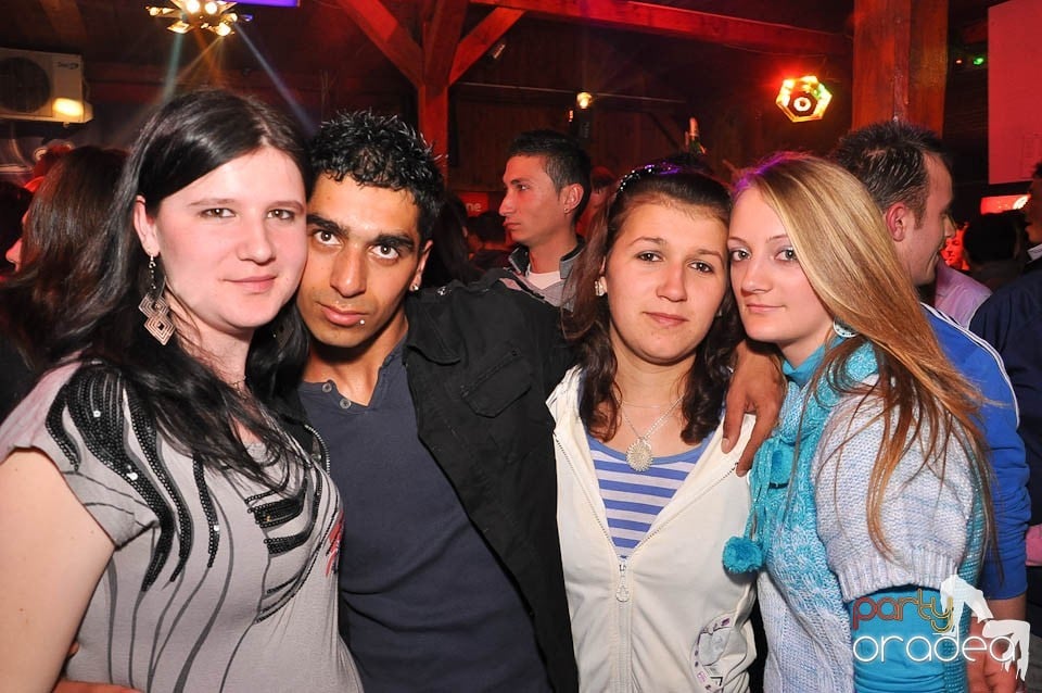 DJ Szatmári & Jucus în Disco Faház,